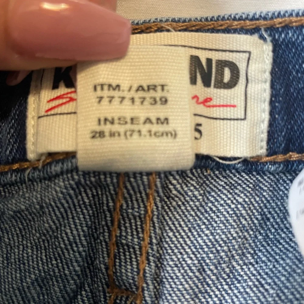 Kirkland Signature Jeans Size 10 - Picture 6 of 9